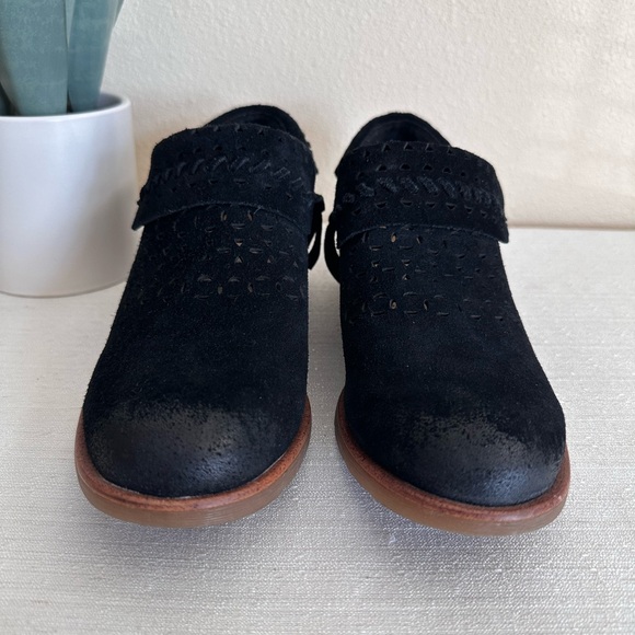 New Sofft Suede Lazer Cutout Leather Distracted Booties Women’s 8.5M - Picture 4 of 16